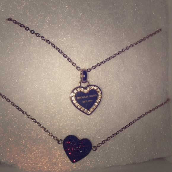 Michael Khors Necklace and Bracelet worn lightly. - Picture 1 of 3